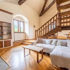 Chateau De Montpon - Grand Logement Saint-Sylvestre (Haute-Savoie)